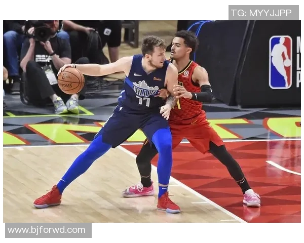 篮球与足球巨星同台竞技友谊赛引发体育界热议